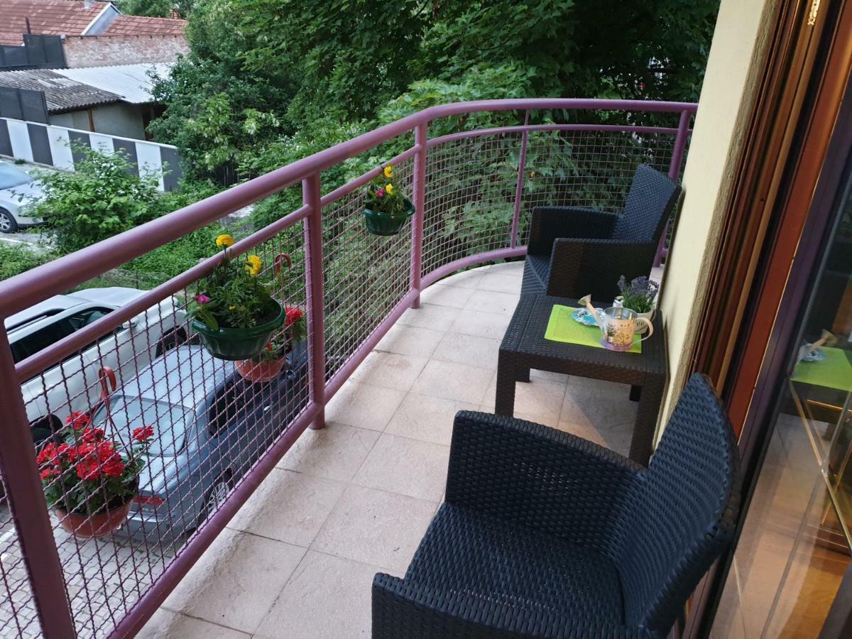 Lux Apartman Čačak Exterior foto
